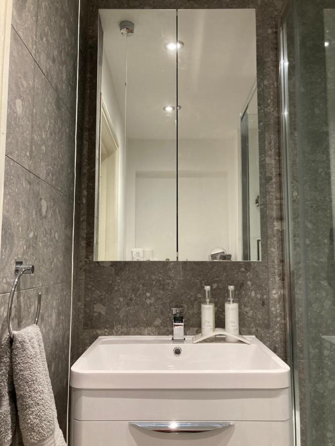 Olive Tree Apartment Hove Bagian luar foto