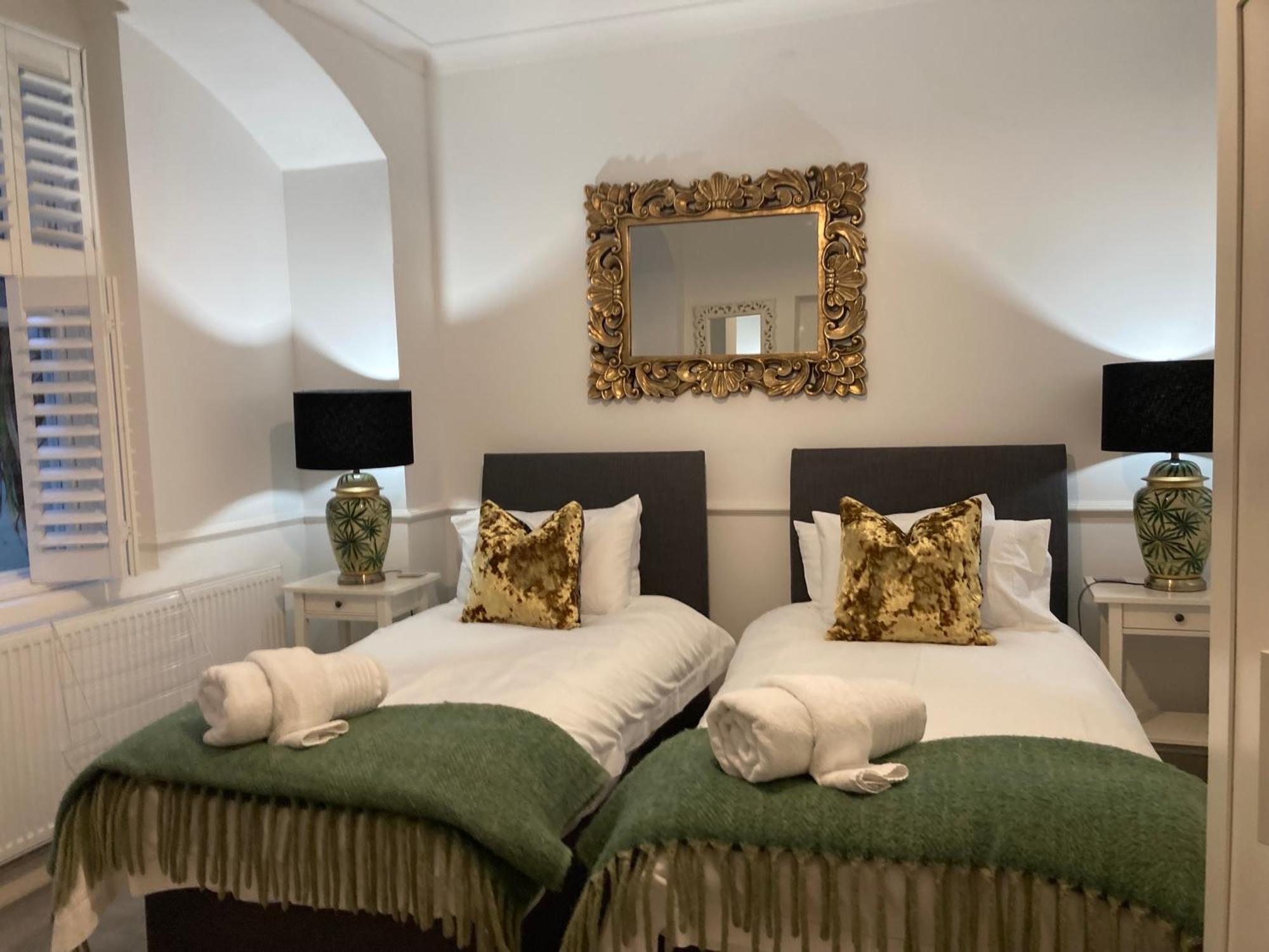 Olive Tree Apartment Hove Bagian luar foto
